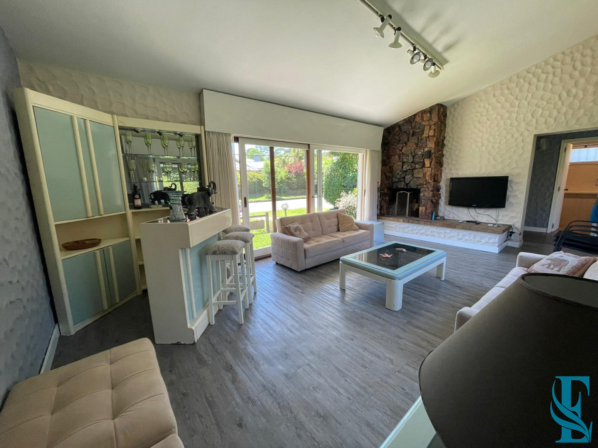 Casa ID.98 - Gran Chalet 4 Dorm + Dep En Mansa A Tan Solo 100 Mts Mar