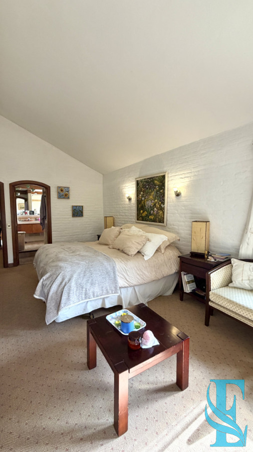 Casa ID.978 - Chalet Con Vista Al Mar 4 Dormitorios + Dep Con Baño Y Piscina Climatizada