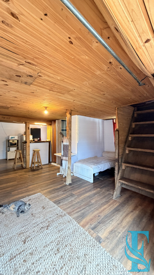 Casa ID.1005 - EN VENTA CASA DE MADERA EN PORTEZUELO 