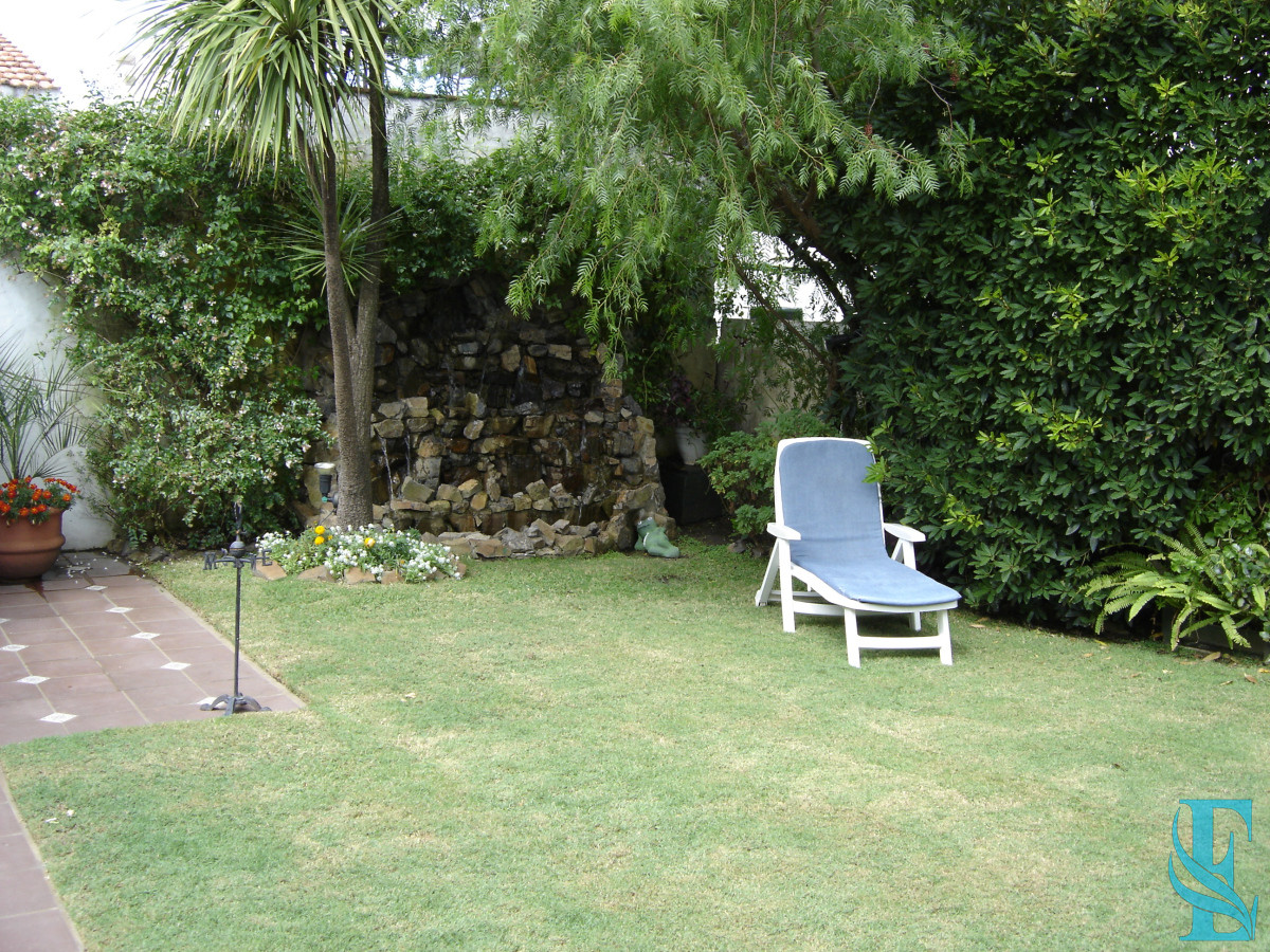 Casa ID.531 - Hermoso Chalet De 3 Dorm A Tan Solo 50 Mts De Playa Mansa, Punta del Este