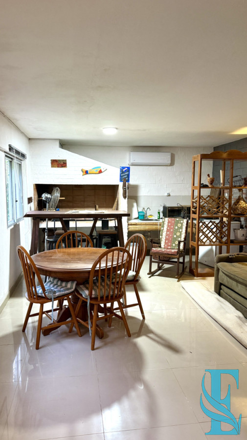 Casa ID.933 - Casa Chalet 3 Dormitorios Con Piscina Y Amplia Barbacoa Pinares, Punta del Este 