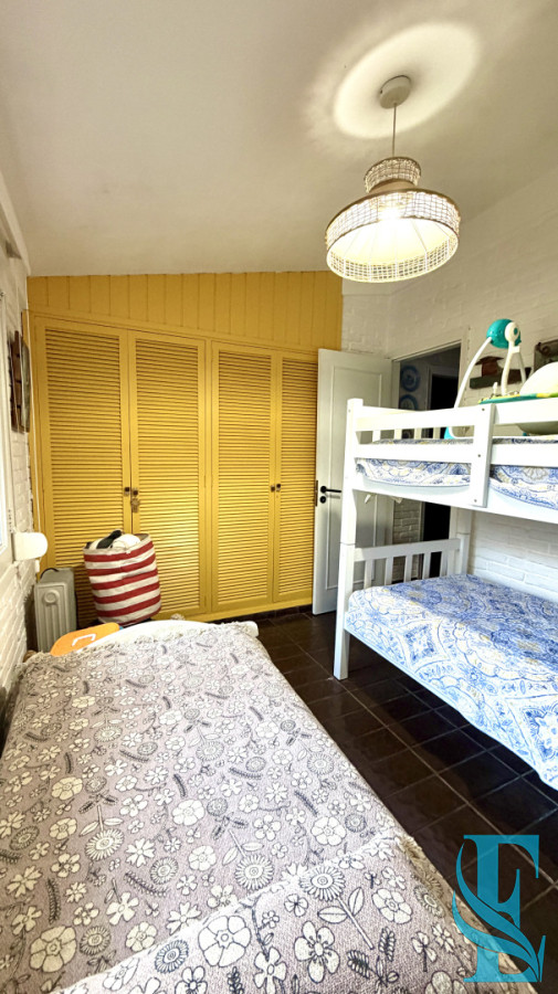 Casa ID.933 - Casa Chalet 3 Dormitorios Con Piscina Y Amplia Barbacoa Pinares, Punta del Este 
