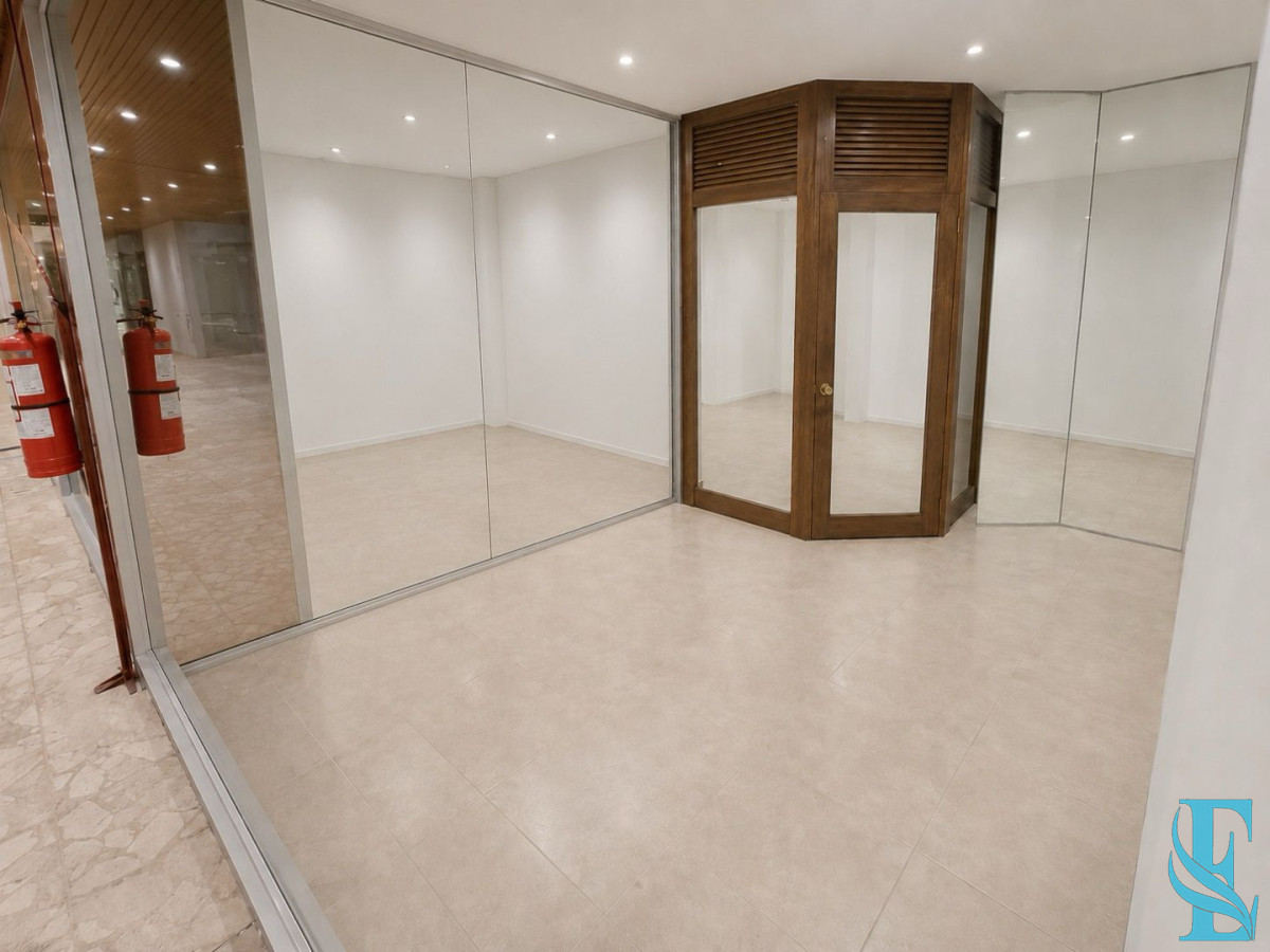 Local Comercial ID.958 - Local en venta Gorlero