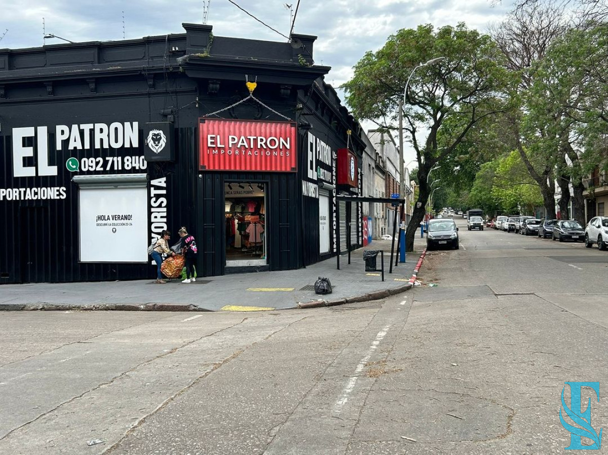 Local Comercial ID.463 - Venta De Gran Local Sobre Arenal Grande