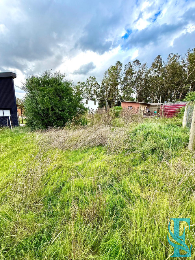 Terreno ID.647 - Venta Terreno Fraccionamiento Miradores 315M2 Excelente Entorno 