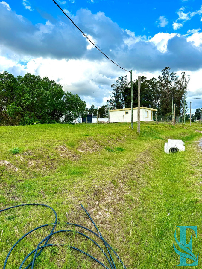 Terreno ID.648 - Venta Terreno Fraccionamiento Miradores 307M2 Excelente Entorno 