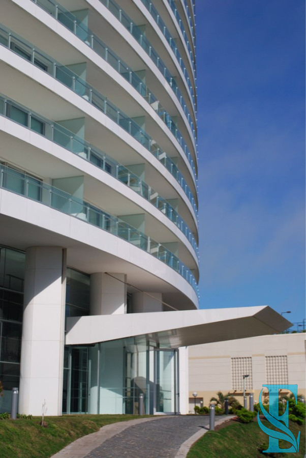 Apartamento ID.510 - Alquiler Temporario Apartamento 3 Dormitorios A 100 Mts Del Mar Punta Del Este Season Tower
