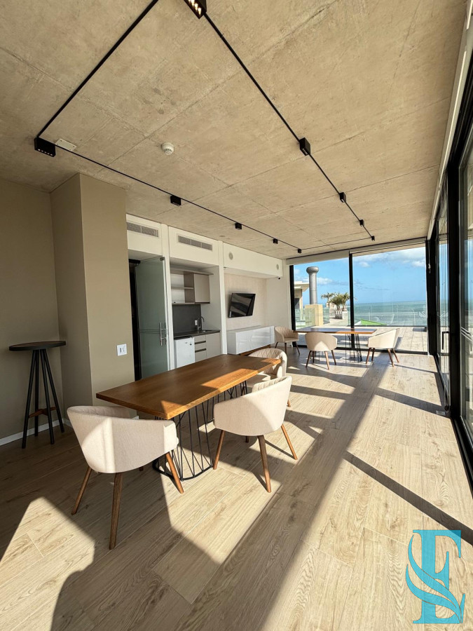 Apartamento ID.735 - Venta Apartamento Primera Linea 2 Dormitorios Punta del Este, Pda 39 - Walmer Lagoon 