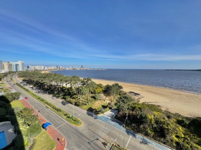 PARAMOUNT TOWER PUNTA DEL ESTE VENTA DE APARTAMENTO DE 3 SUITES + DEPENDENDENCIA 