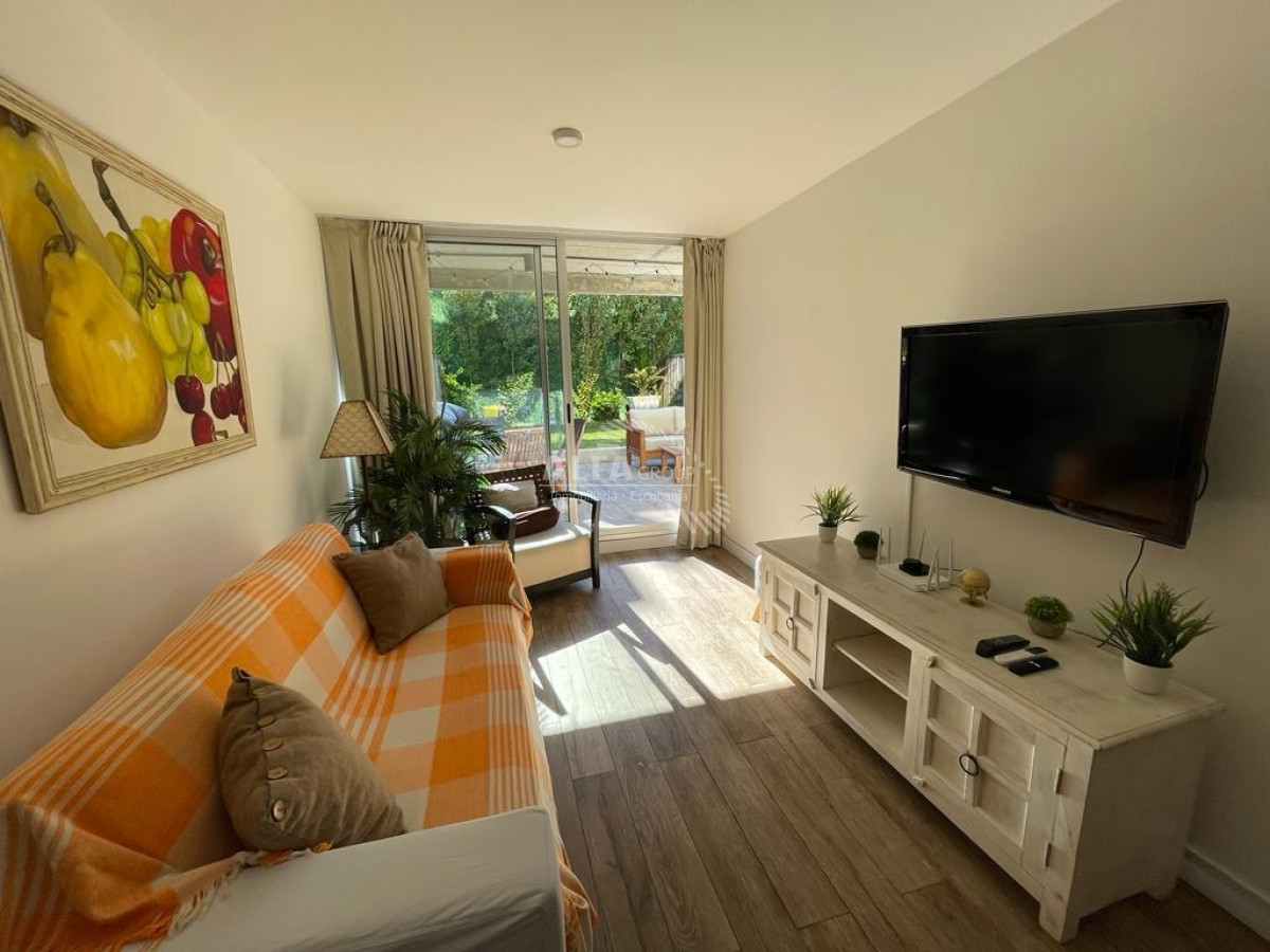 Apartamento ID.6177 - VENTA DE APARTAMENTO DE 1 DORMITORIO EN PENINSULA PUNTA DEL ESTE