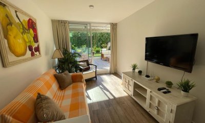 VENTA DE APARTAMENTO DE 1 DORMITORIO EN PENINSULA PUNTA DEL ESTE