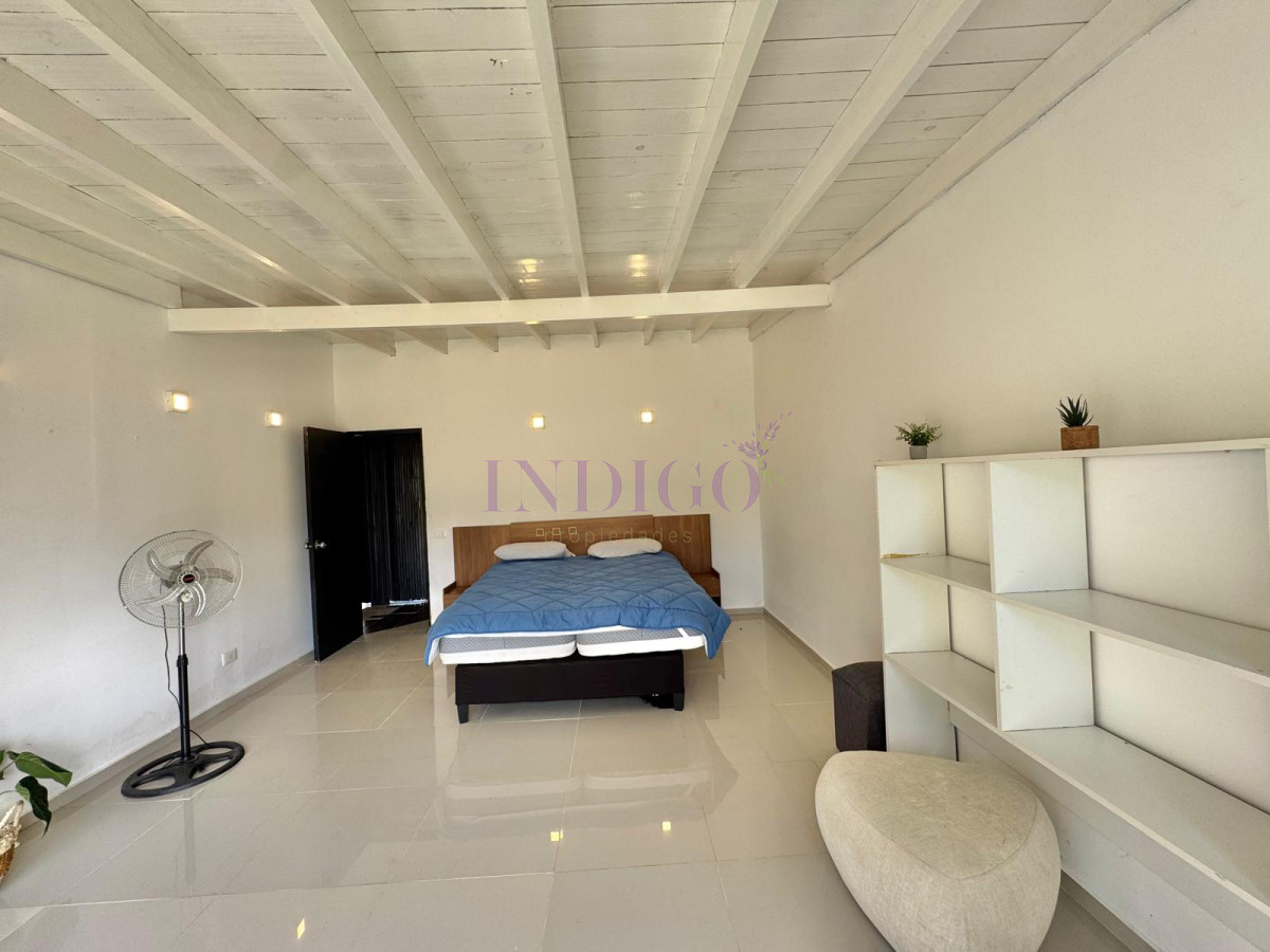Casa Ref.951 - Casa en venta,  4 dormitorios, Punta Ballena, Uurguay