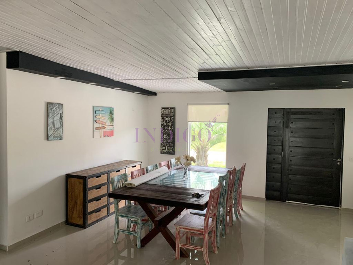 Casa Ref.951 - Casa en venta,  4 dormitorios, Punta Ballena, Uurguay