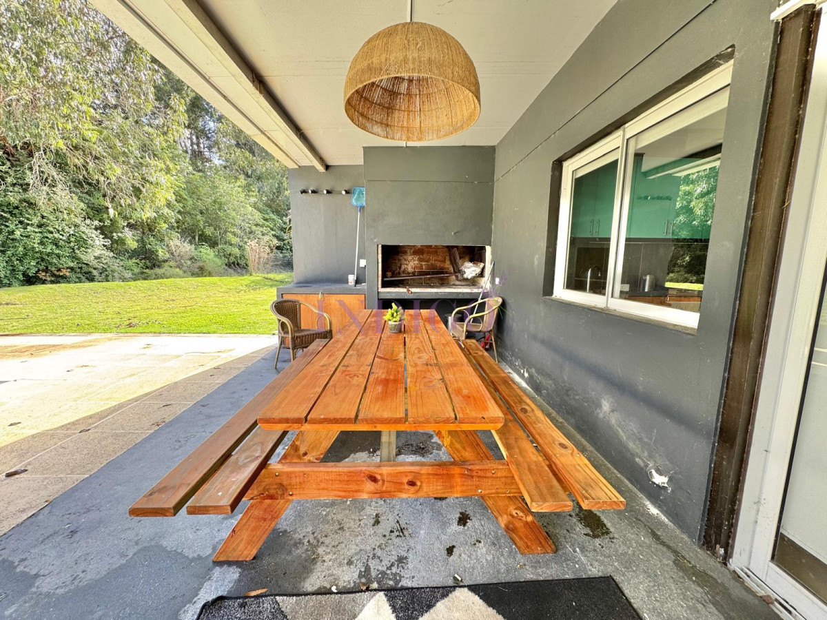 Casa Ref.951 - Casa en venta,  4 dormitorios, Punta Ballena, Uurguay