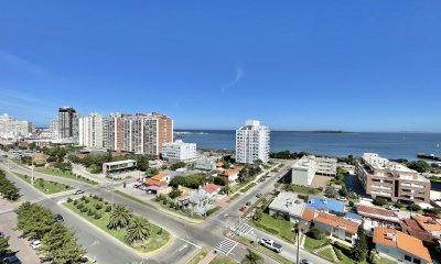 Apartamento en venta de 2 dormitorios en Mansa, Punta del Este.