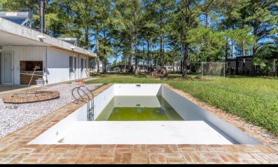 VENTA DE CASA DE 5 DORMITORIOS EN CHACRAS DEL PINAR PUNTA BALLENA