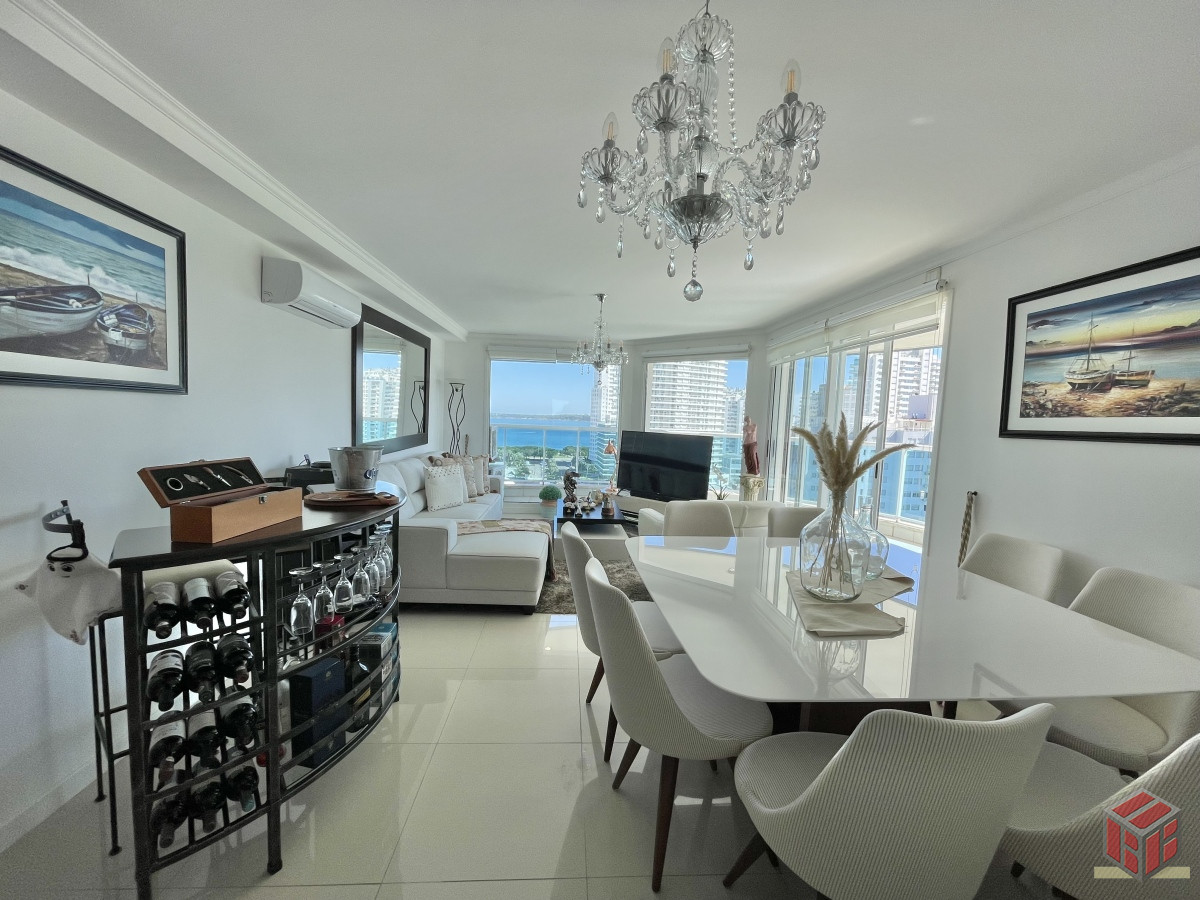 Apartamento ID.8996 - VENTA DE APARTAMENTO DE 3 SUITES CON PARRILLERO PROPIO EN MANSA PUNTA DEL ESTE