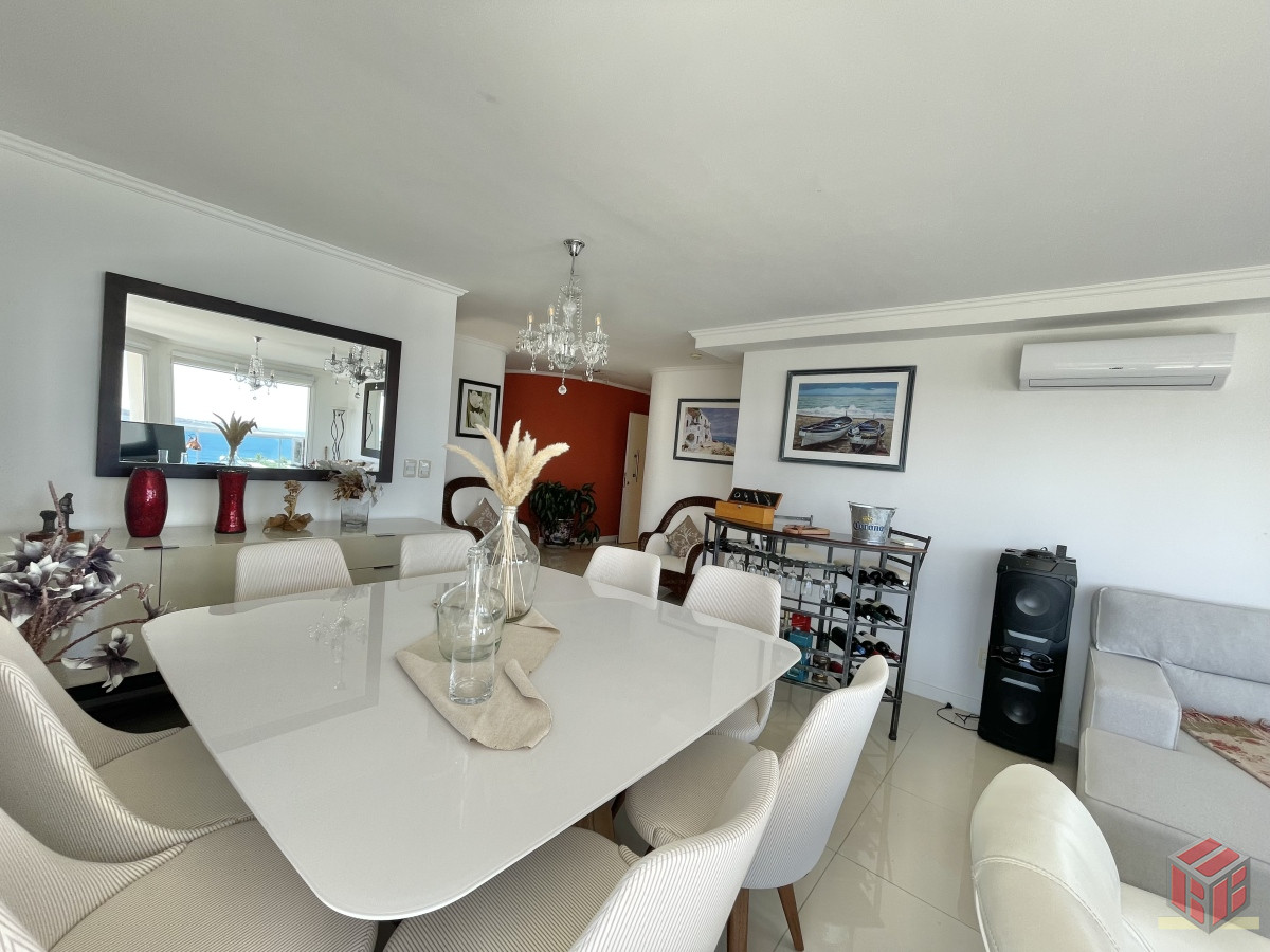Apartamento ID.8996 - VENTA DE APARTAMENTO DE 3 SUITES CON PARRILLERO PROPIO EN MANSA PUNTA DEL ESTE