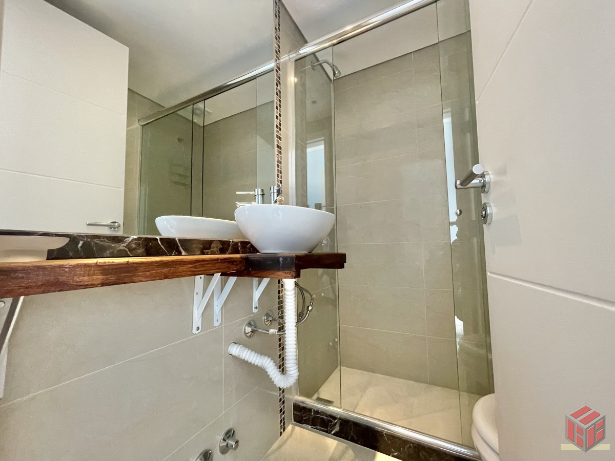Apartamento ID.8996 - VENTA DE APARTAMENTO DE 3 SUITES CON PARRILLERO PROPIO EN MANSA PUNTA DEL ESTE