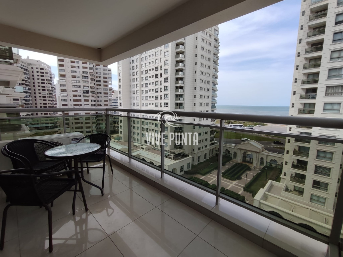 Apartamento ID.780 - En alquiler apartamento de 2 dormitorios 2 baños en parada 1 de Playa Brava 