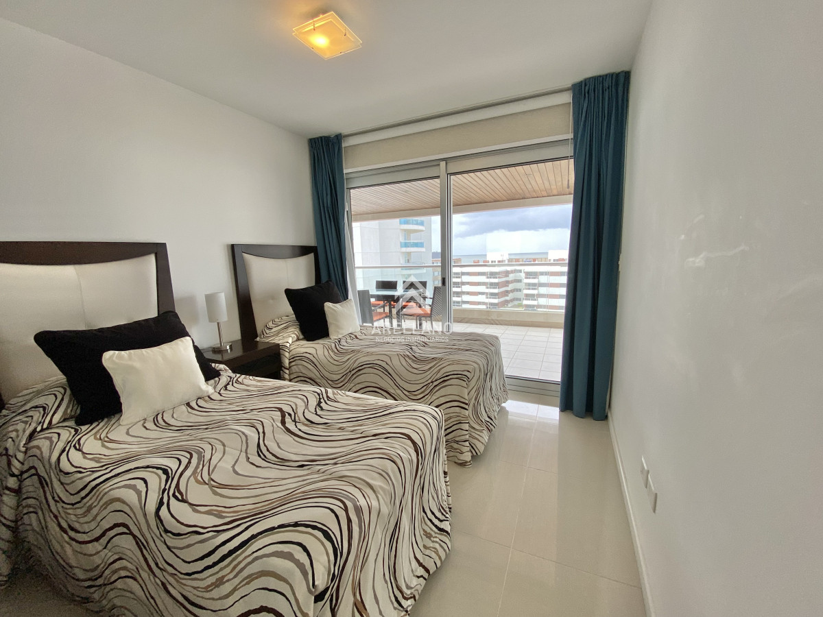 Apartamento ID.5173 - ICON BRAVA PUNTA DEL ESTE VENTA DE APARTAMENTO DE 2 DORMITORIO Y MEDIO PUNTA DEL ESTE 