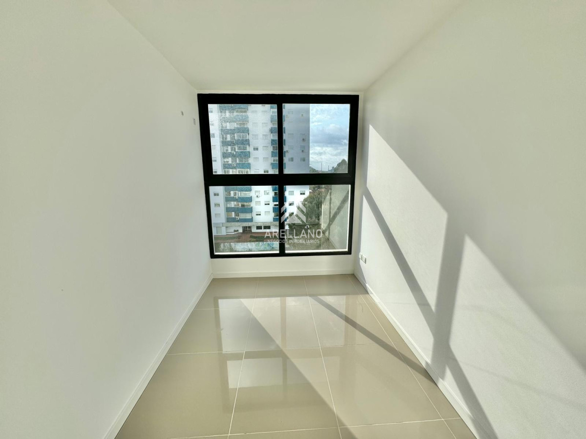 Apartamento ID.5540 - ROOSEVELT A ESTRENAR APARTAMENTO DE 2 DORMITORIOS + PARRILLERO PROPIO