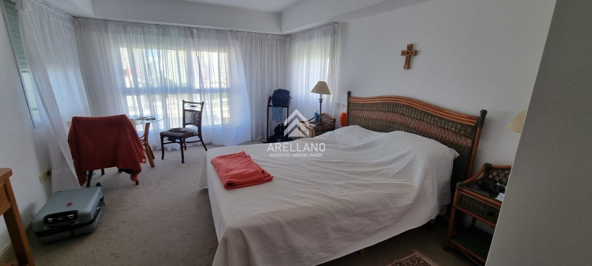 Apartamento ID.3092 - VENTA DE APARTAMENTO DE 3 DORMITORIOS EN BRAVA CON PARRILLERO PROPIO 