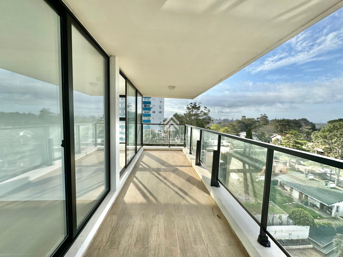 Apartamento ID.5540 - ROOSEVELT A ESTRENAR APARTAMENTO DE 2 DORMITORIOS + PARRILLERO PROPIO