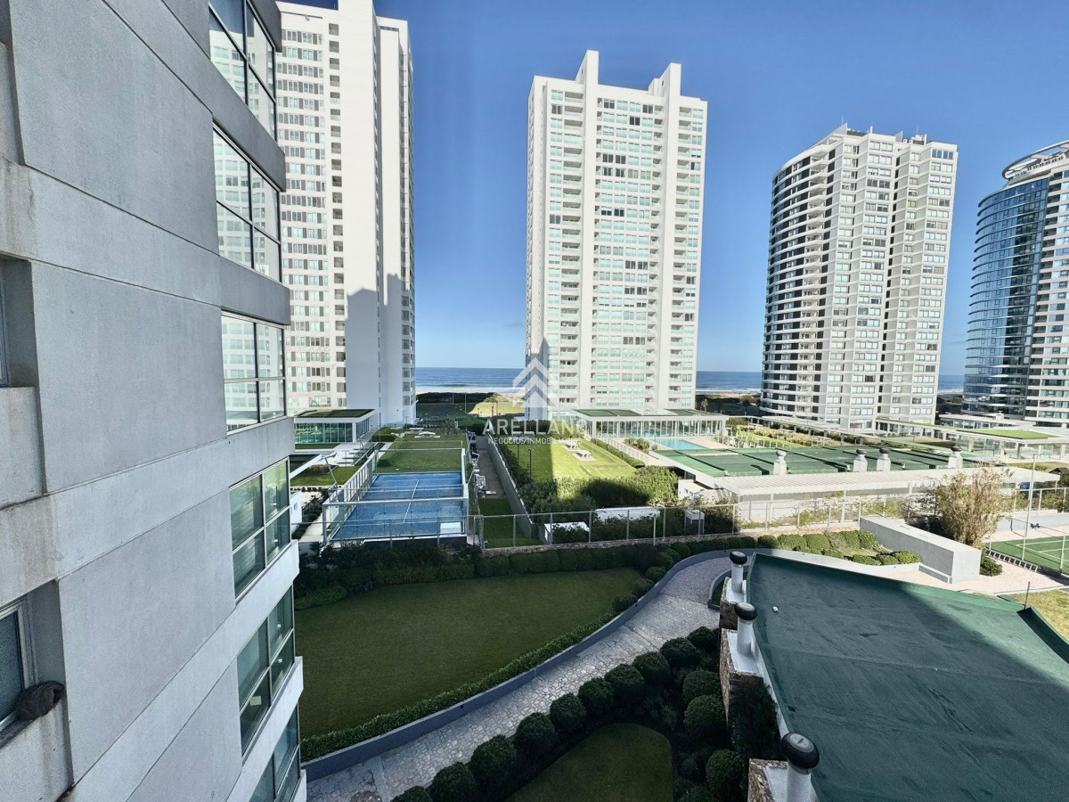 Apartamento ID.5151 - LOOK BRAVA PUNTA DEL ESTE APARTAMENTO EN VENTA DE 2 SUITES + DEPENDENCIA PUNTA DEL ESTE