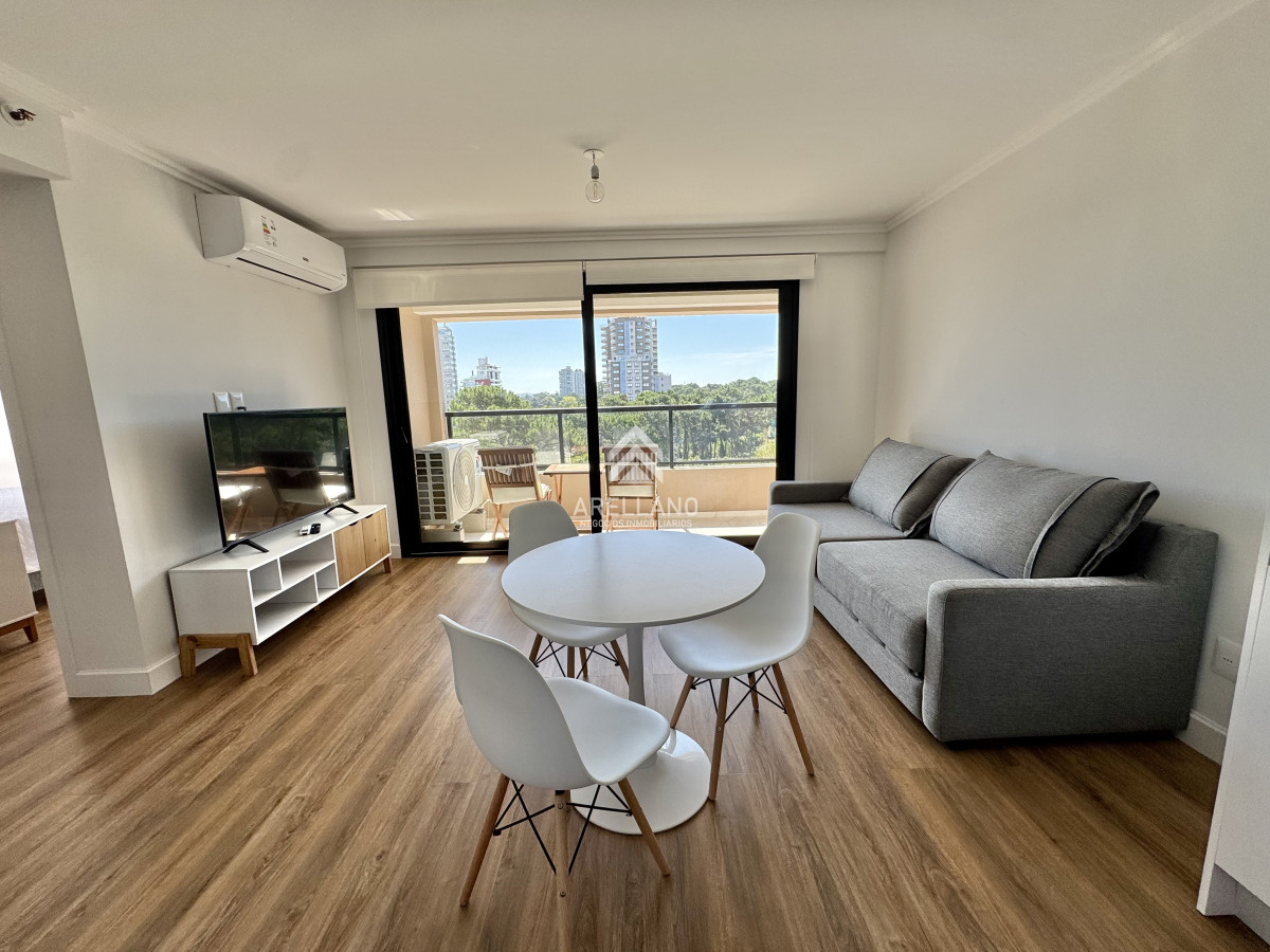 Apartamento ID.5072 - SEA GARDEN PUNTA DEL ESTE VENTA Y ALQUILER ANUAL DE APARTAMENTO DE 1 DORMITORIO EN ROOSEVELT PUNTA DEL ESTE