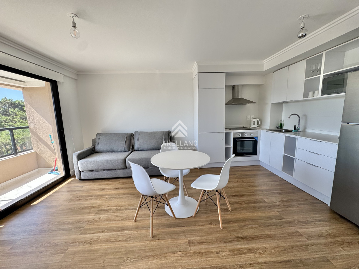 Apartamento ID.5072 - SEA GARDEN PUNTA DEL ESTE VENTA Y ALQUILER ANUAL DE APARTAMENTO DE 1 DORMITORIO EN ROOSEVELT PUNTA DEL ESTE