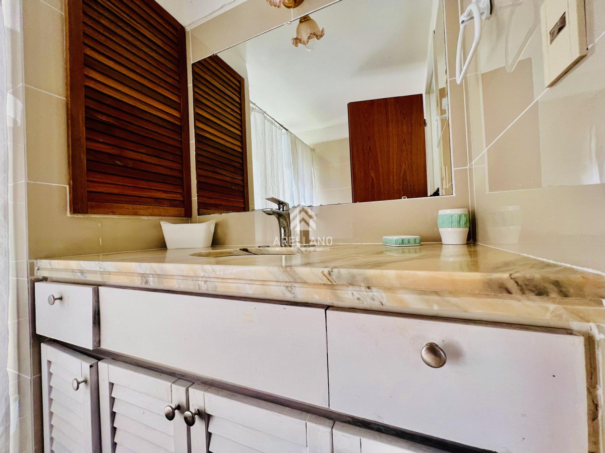 Apartamento ID.4926 - APARTAMENTO EN VENTA DE 2 DORMITORIOS RECICLADO EN ROOSEVELT PUNTA DEL ESTE 