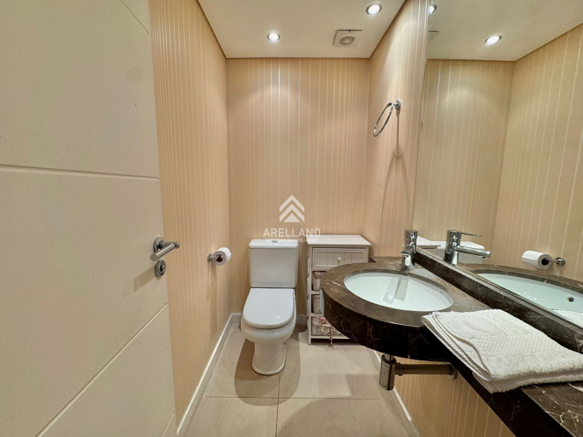 Apartamento ID.4859 - CASINO TOWER VENTA DE APARTAMENTO 2 SUITES - PUNTA DEL ESTE