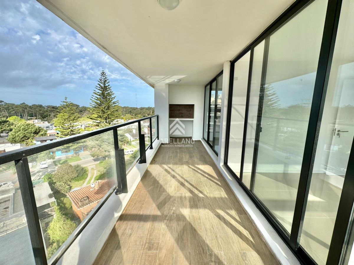 Apartamento ID.5540 - ROOSEVELT A ESTRENAR APARTAMENTO DE 2 DORMITORIOS + PARRILLERO PROPIO