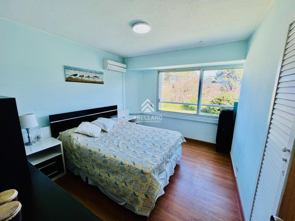 Apartamento ID.4926 - APARTAMENTO EN VENTA DE 2 DORMITORIOS RECICLADO EN ROOSEVELT PUNTA DEL ESTE 