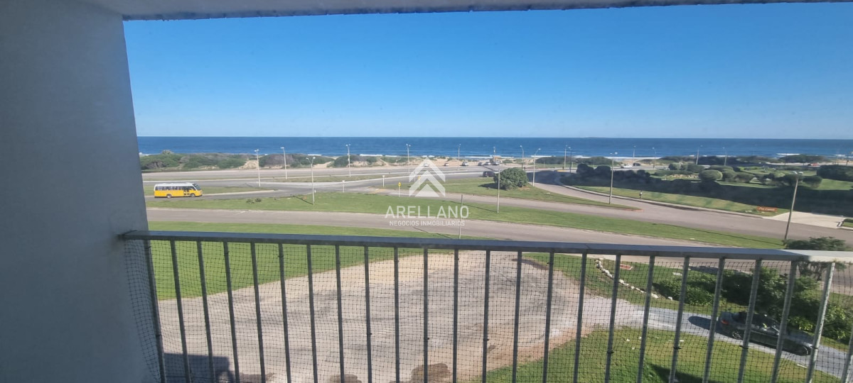 Apartamento ID.4761 - 3 DORMITORIOS FRENTE AL MAR
