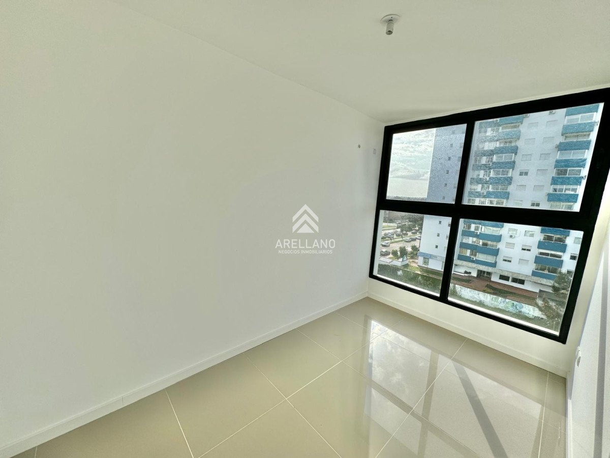 Apartamento ID.5540 - ROOSEVELT A ESTRENAR APARTAMENTO DE 2 DORMITORIOS + PARRILLERO PROPIO