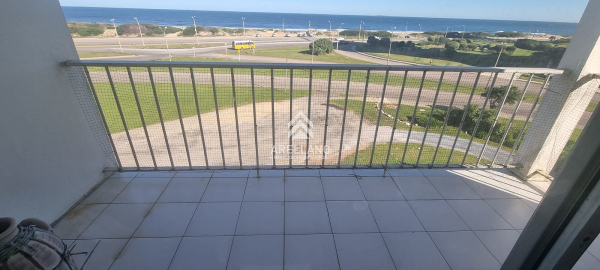 Apartamento ID.4761 - 3 DORMITORIOS FRENTE AL MAR