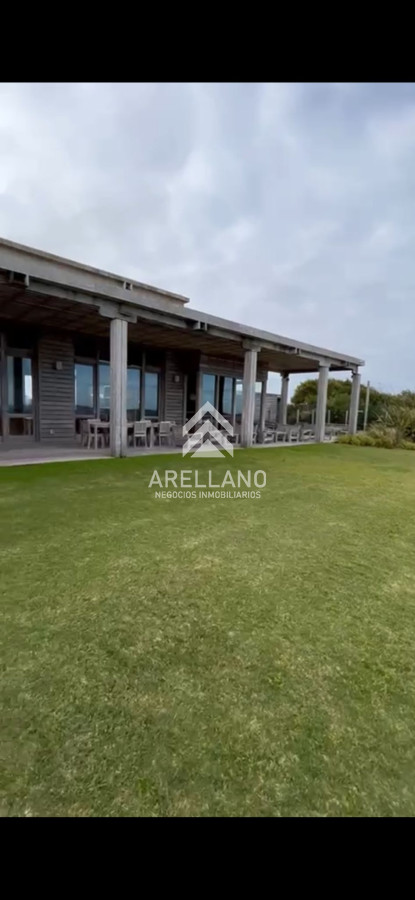Terreno ID.2077 - En venta Terreno 2100 m2 Las Garzas 