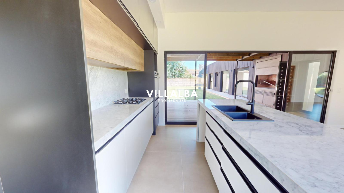 Apartamento ID.2872 - VENTA DE CASA DE 3 DORMITORIOS A ESTRENAR EN ZONA GOLF PUNTA DEL ESTE 