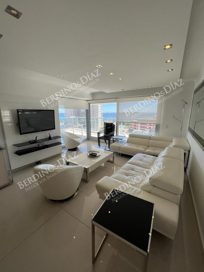 Apartamento ID.2807 - VENTA APARTAMENTO MANSA . DE 3 DORMITORIOS Y DEPENDENCIA