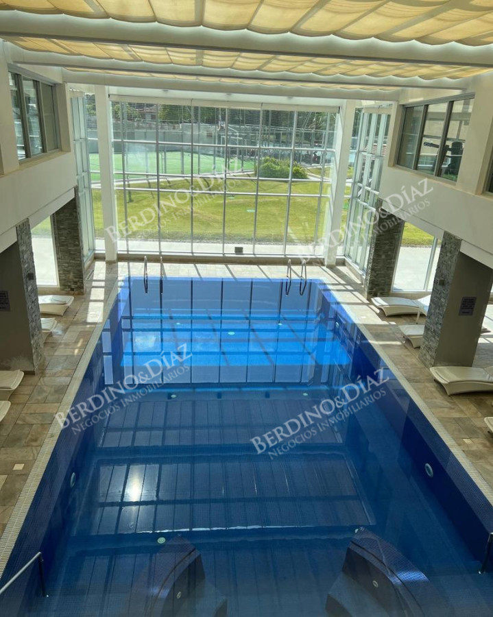 Apartamento ID.2807 - VENTA APARTAMENTO MANSA . DE 3 DORMITORIOS Y DEPENDENCIA
