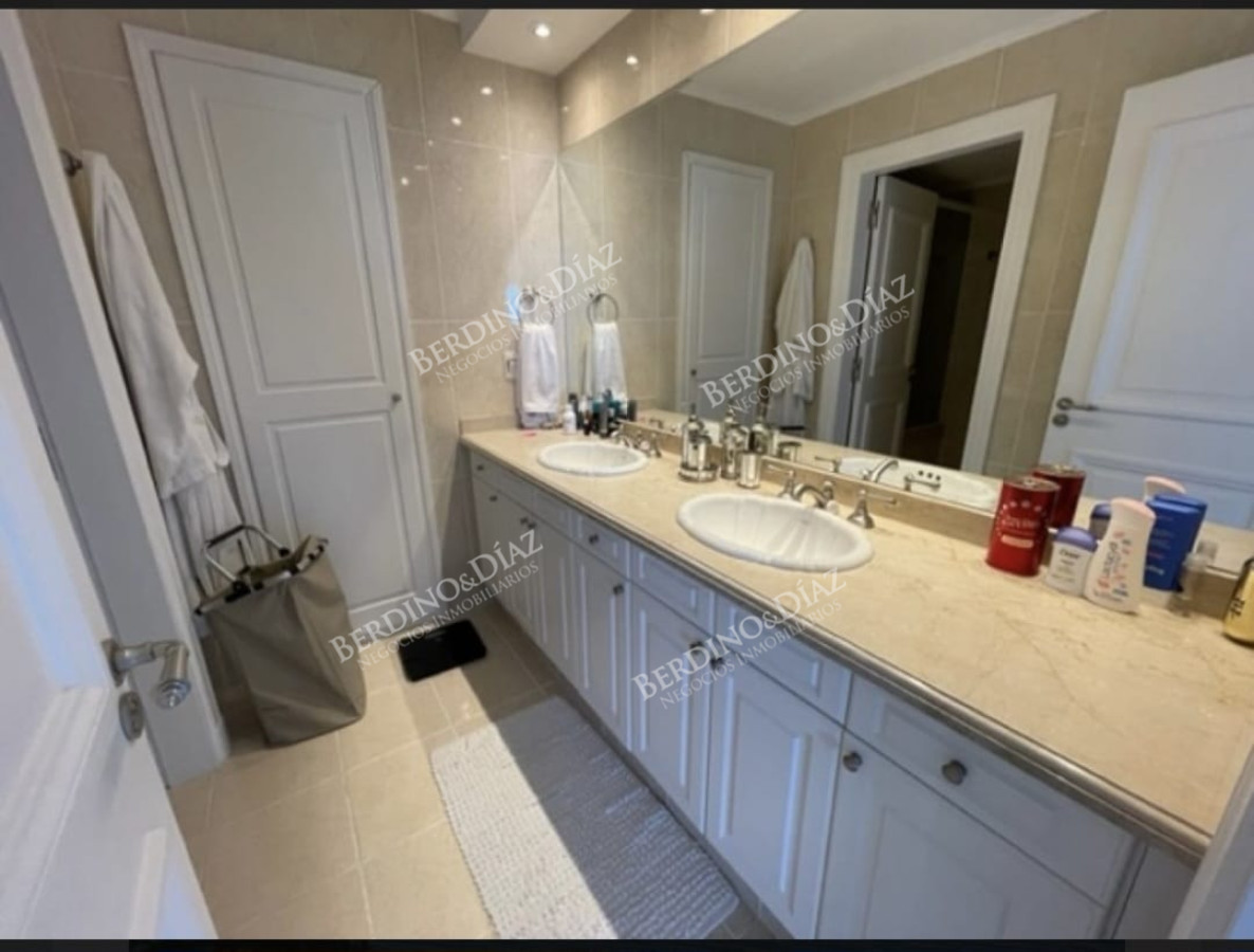 Apartamento ID.2443 - Apartamento en venta primera linea Mansa
