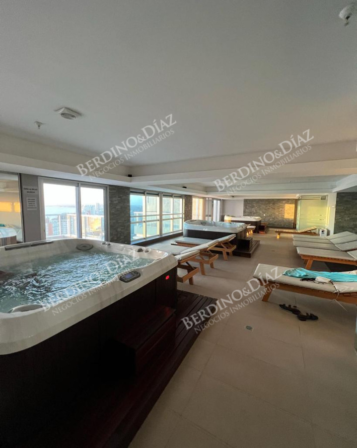 Apartamento ID.2807 - VENTA APARTAMENTO MANSA . DE 3 DORMITORIOS Y DEPENDENCIA