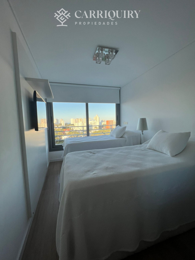 Apartamento ID.7686 - VENTA DE APARTAMENTO DE 3 SUITES EN ALEXANDER BOULEVARD PUNTA DEL ESTE