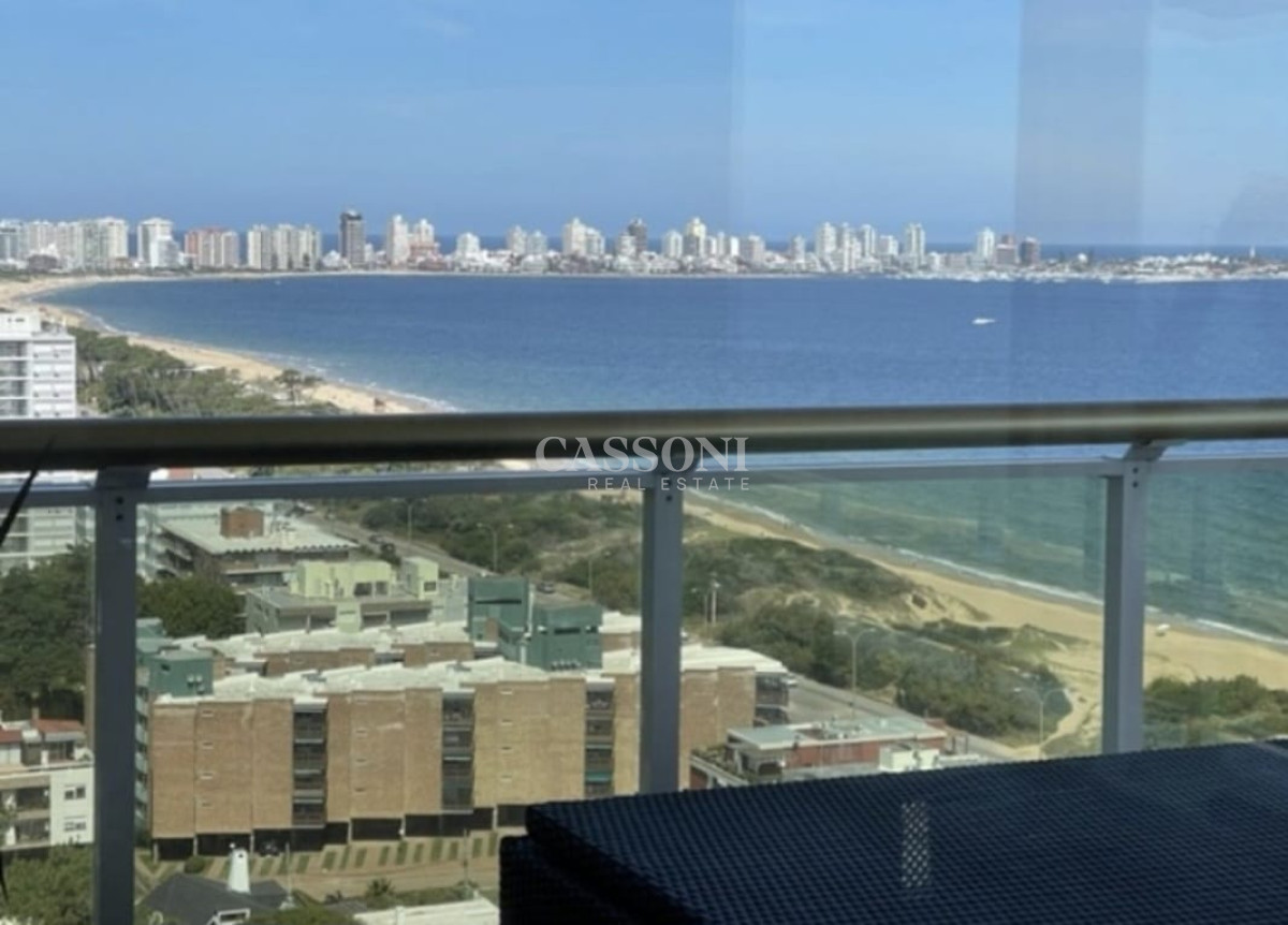 Apartamento ID.1913 - VENTA DE APARTAMENTO DE 3 SUITES Y DEPENDENCIA EN EDIFICIO LE JARDIN EN MANSA PUNTA DEL ESTE 
