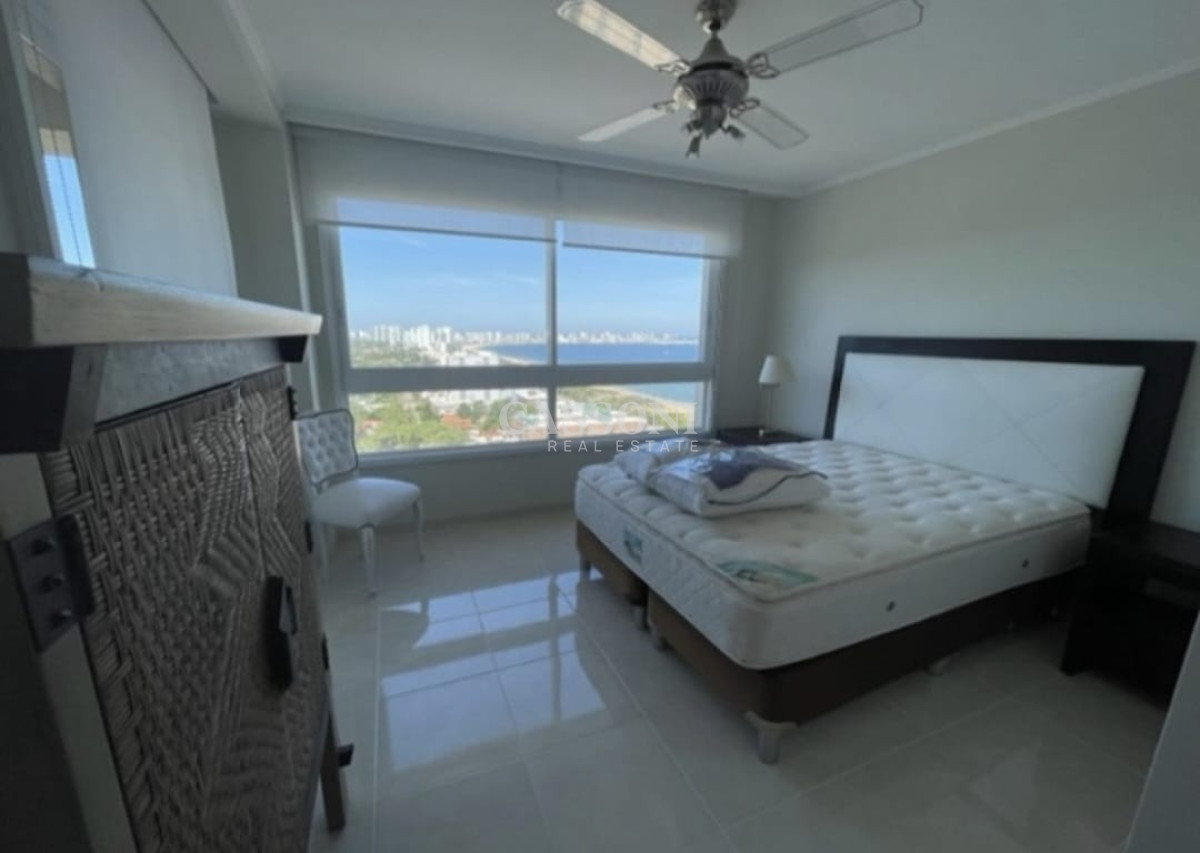 Apartamento ID.1913 - VENTA DE APARTAMENTO DE 3 SUITES Y DEPENDENCIA EN EDIFICIO LE JARDIN EN MANSA PUNTA DEL ESTE 