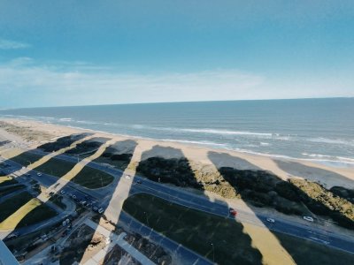 VENTA DE APARTAMENTO EN BRAVA FRENTE AL MAR 