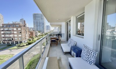VENTA DE APARTAMENTO DE 2 DORMITORIOS EN BRAVA A PASOS DEL MAR