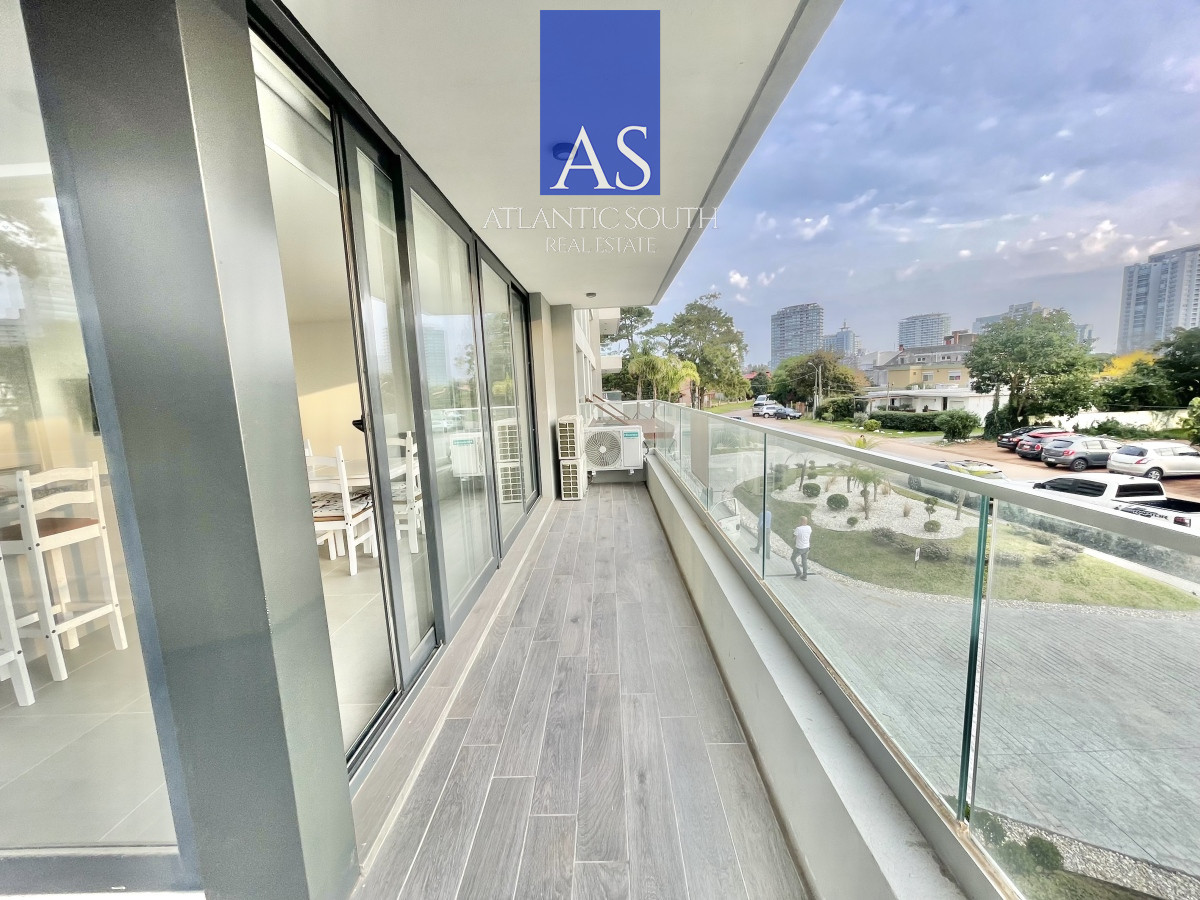 Apartamento ID.4192 - Apartamento moderno 2 dormitorios terraza garage excelentes servicios alta rentabilidad Punta del Este
